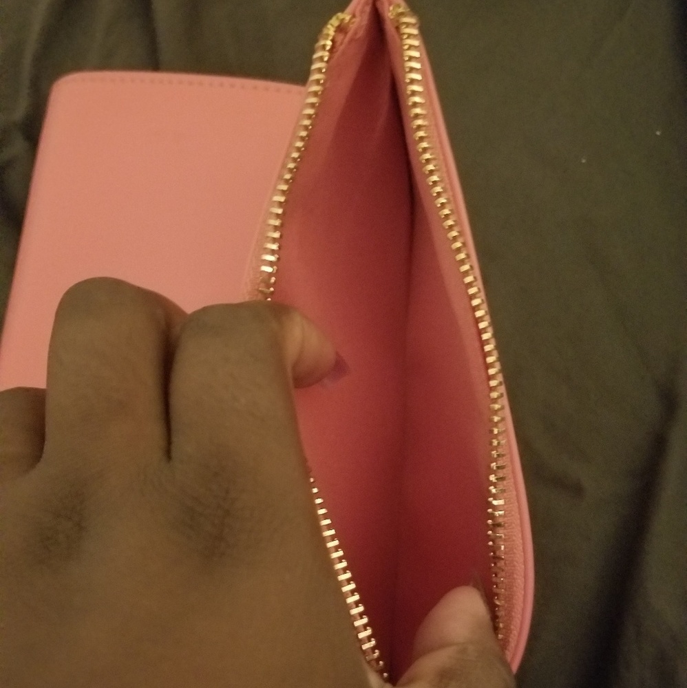 Wallet - Picture 3 of 5